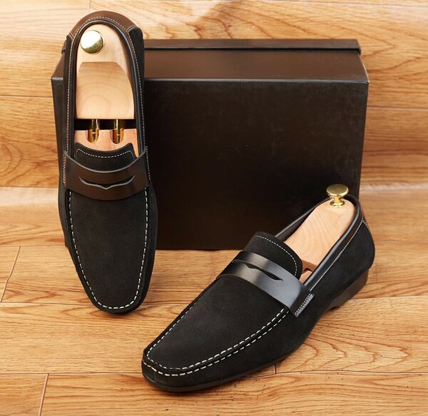 mocassins