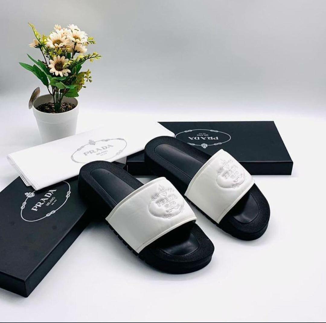 Fashion slides