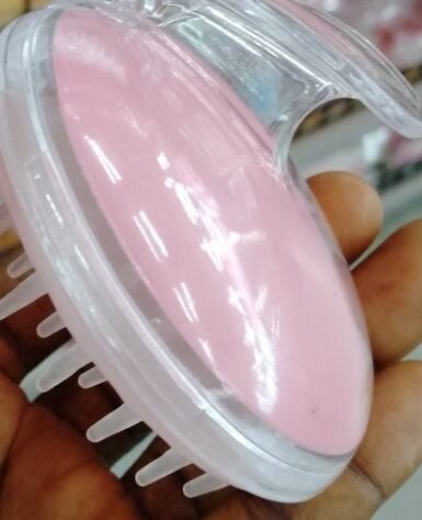 Brosse de massage capillaires
