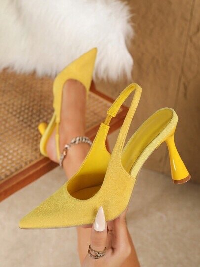 Chaussures dans carton