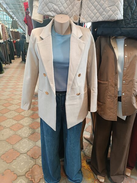 Пиджаки.