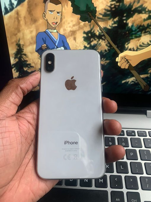 iPhone X 