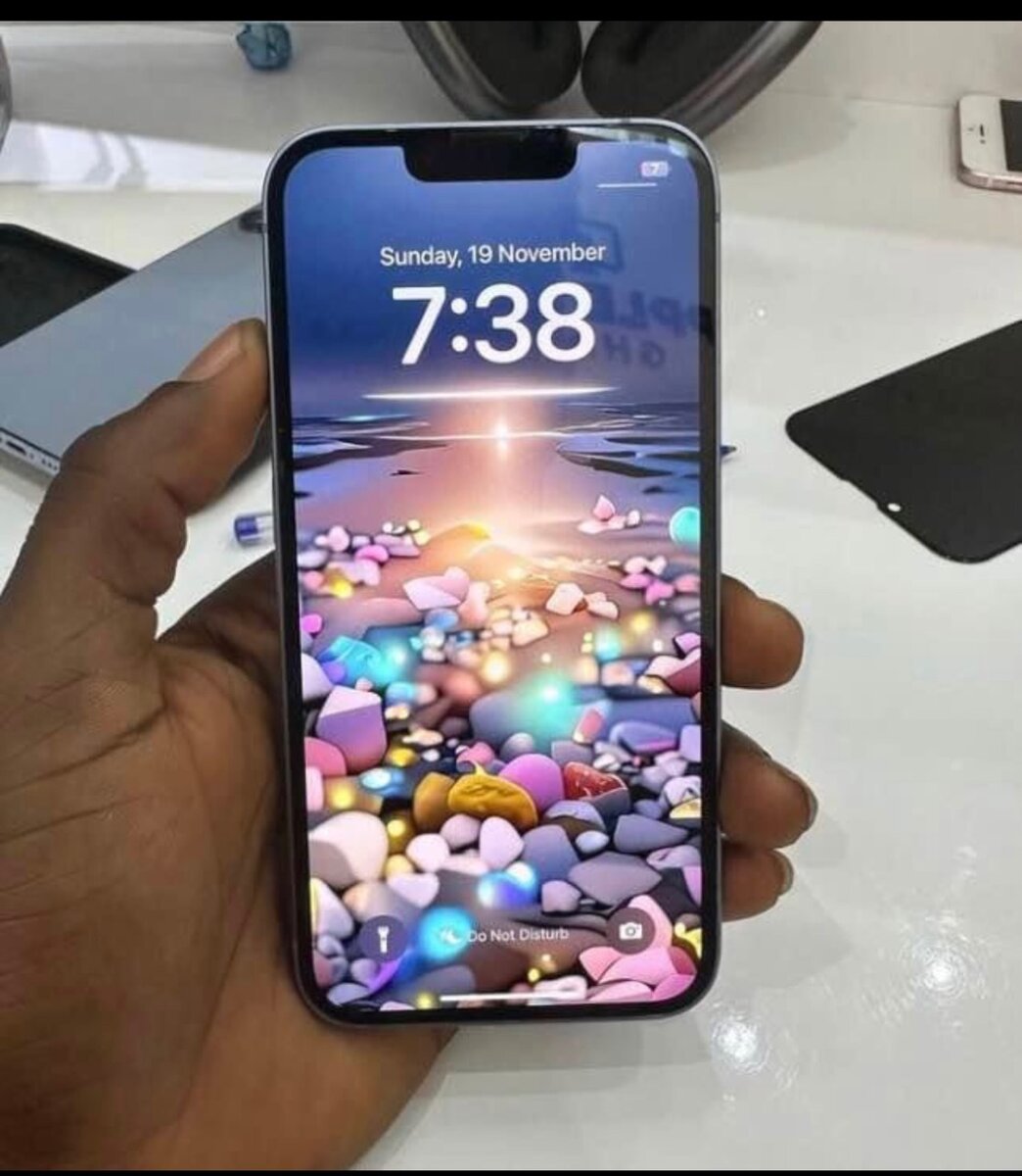 iPhone 13