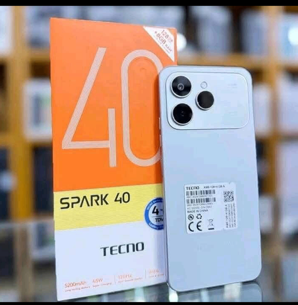 Tecno Spark 40 Smartphone