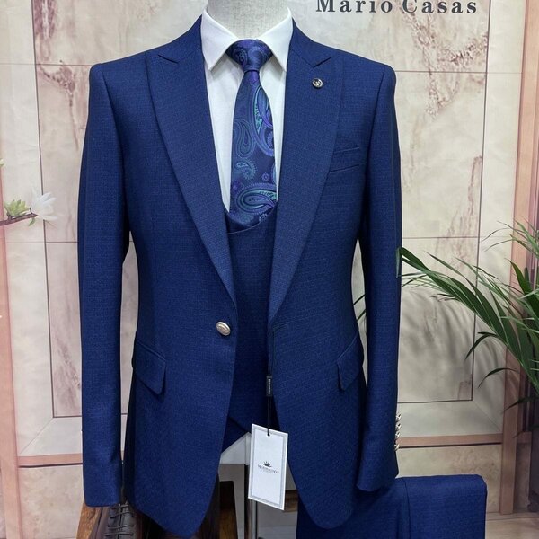 Suit