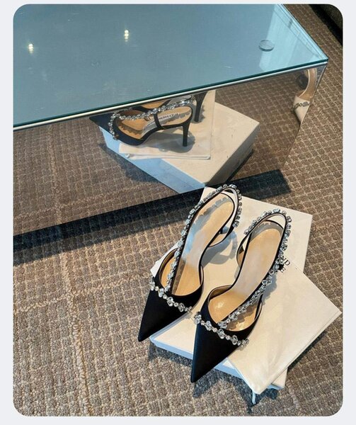 Ladies heel