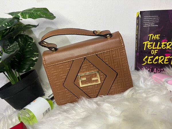 Ladies side bag