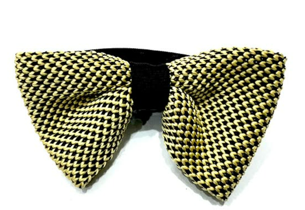KNITTED BOWTIES