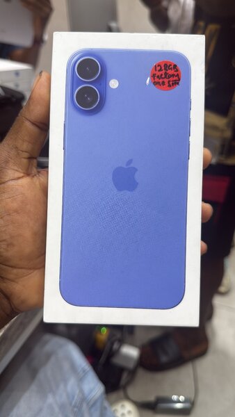 iPhone 16