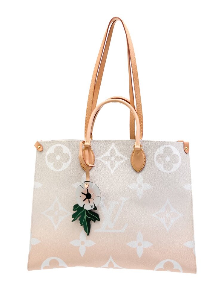 Louis Vuitton Shoulder Bag