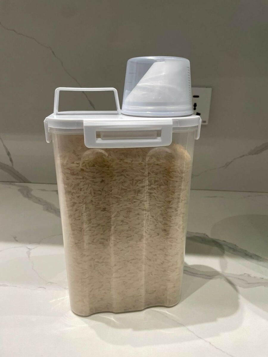 Cereal bottle