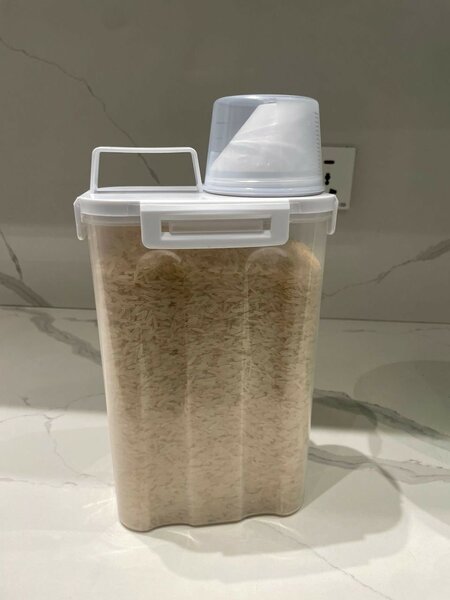 Cereal bottle