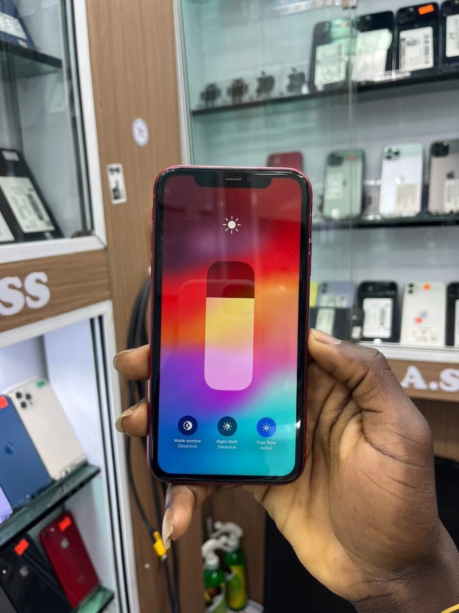 iPhone 11 Rouge 64Go