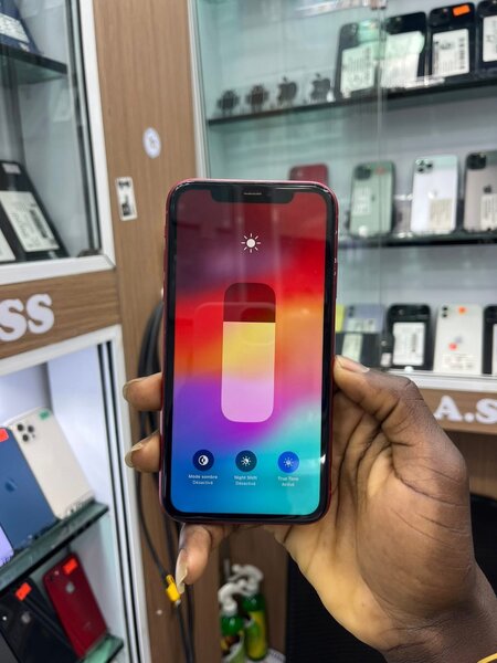 iPhone 11 Rouge 64Go