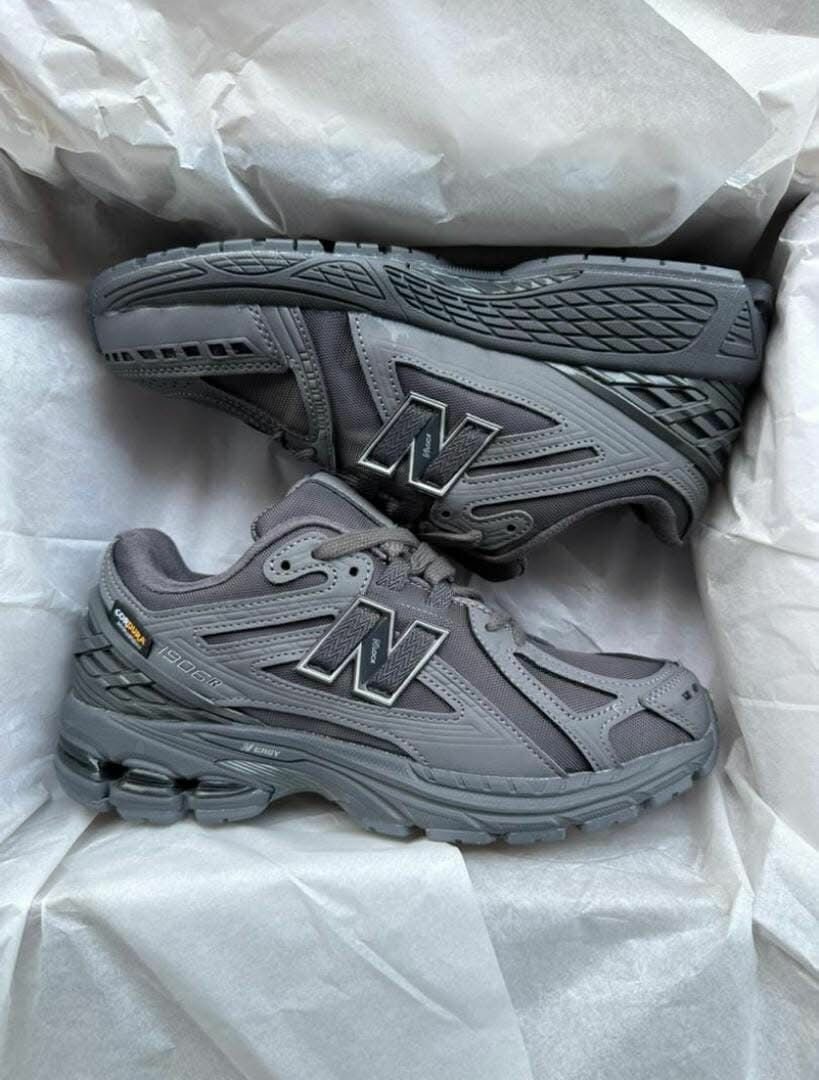 New balance 1906