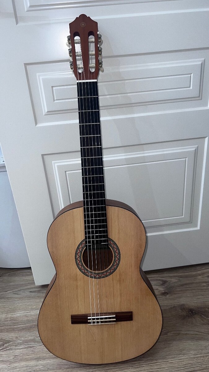 YAMAHA C40M