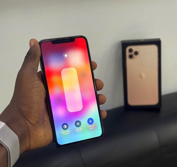iPhone 11 Pro 64GB Or
