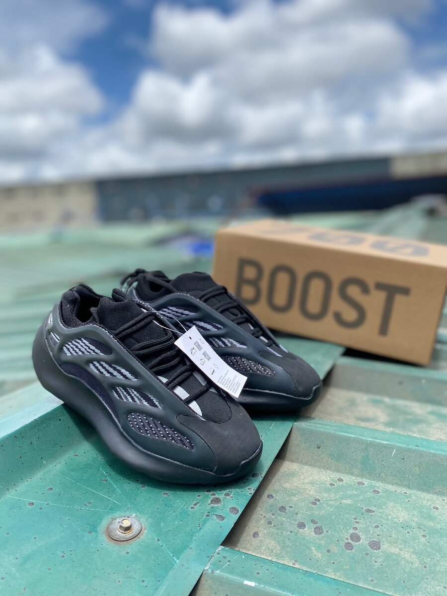 Yeezy V3