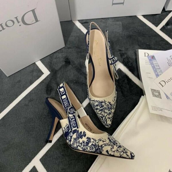 J Adoir ladies heel