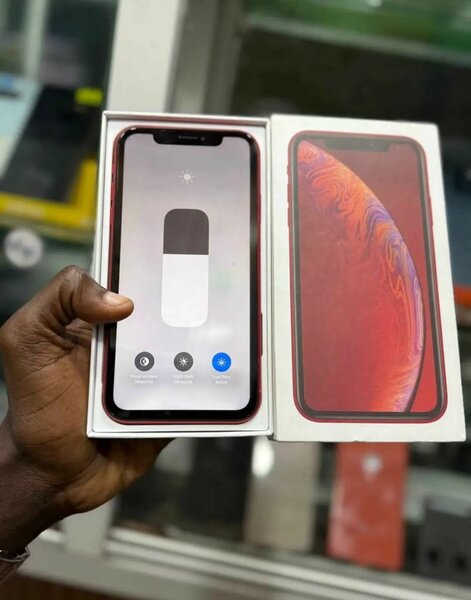 iPhone XR Rouge 64Go Débloqué