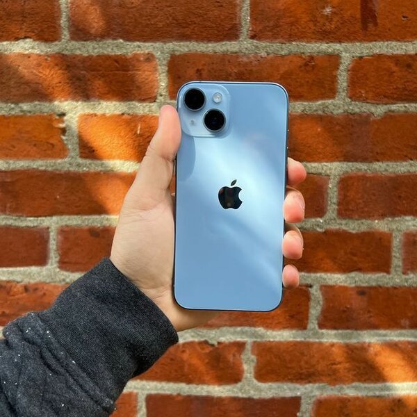 iPhone 14