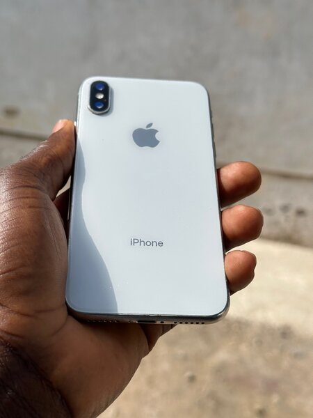 iPhone X 64gig