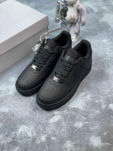 Nike Air Force "All Black"