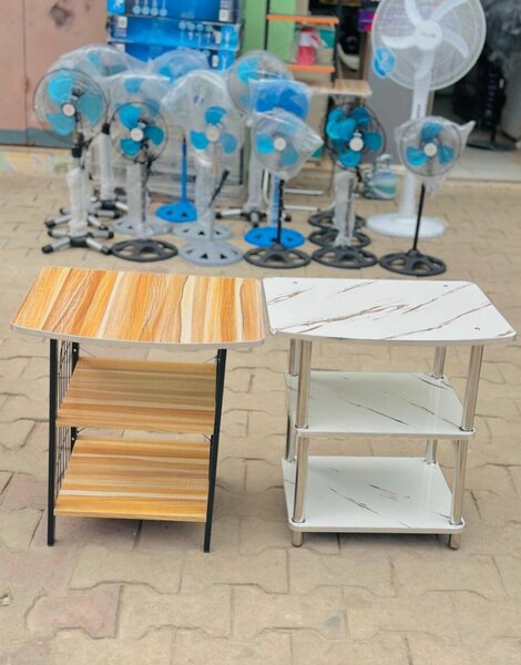 Tables et chaises pliables élégantes