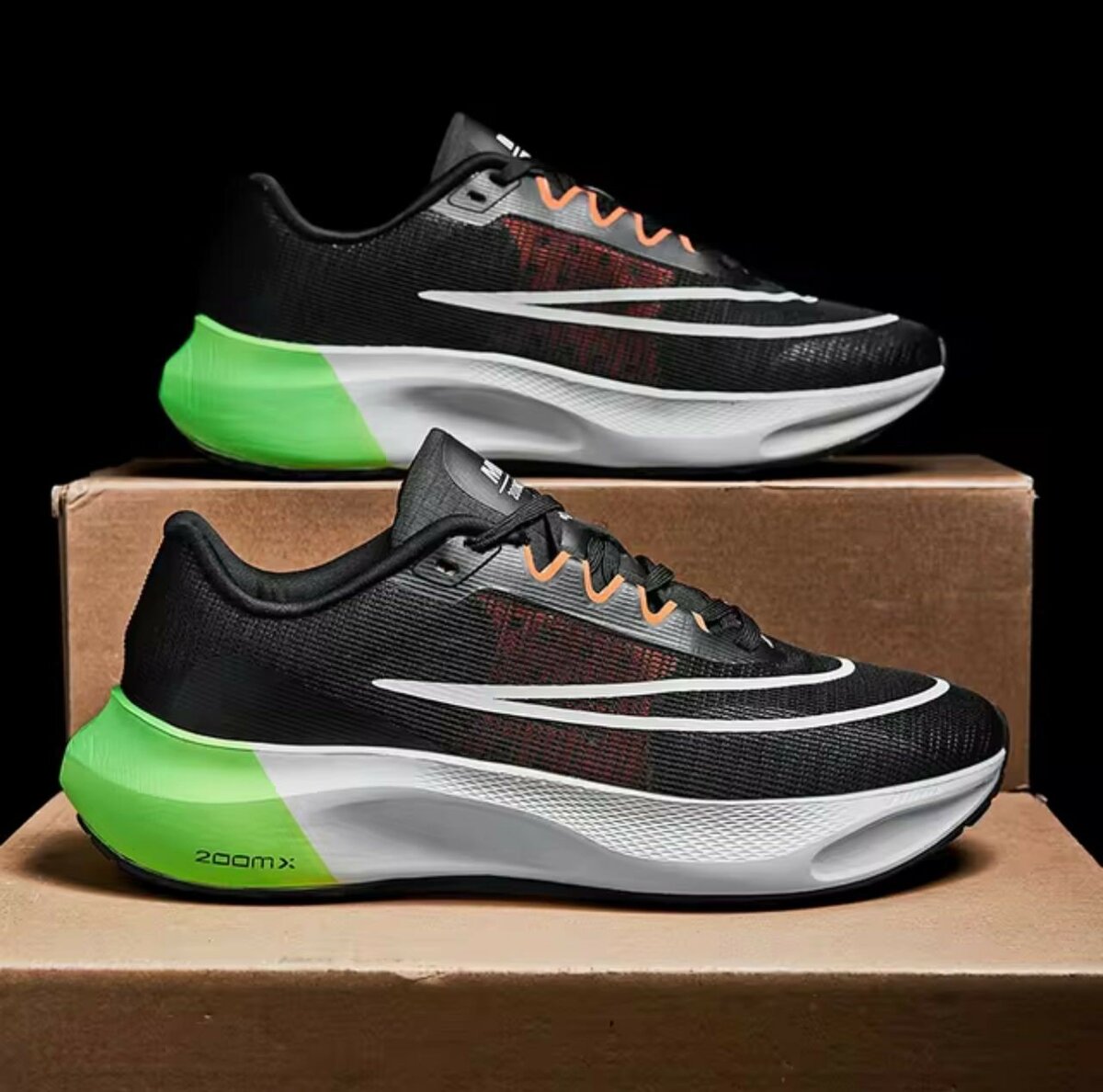 NIKE ZOOM