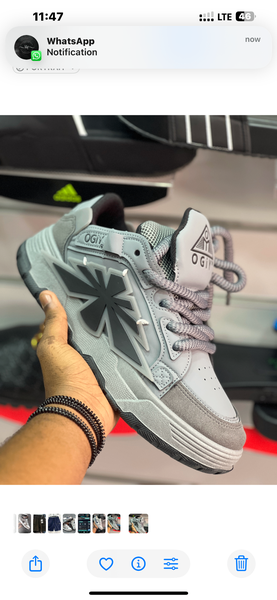 Addidas sneakers