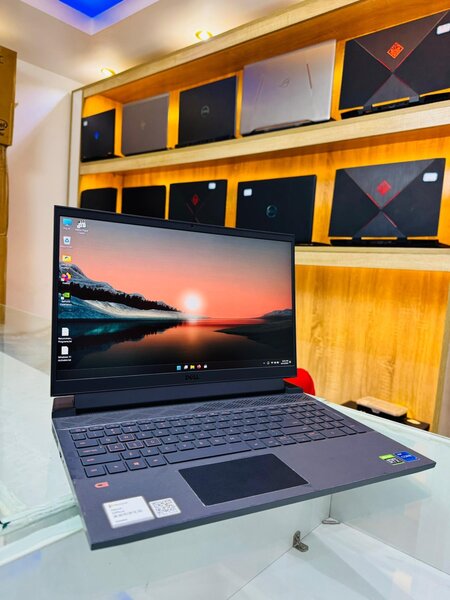 DELL G15 5511