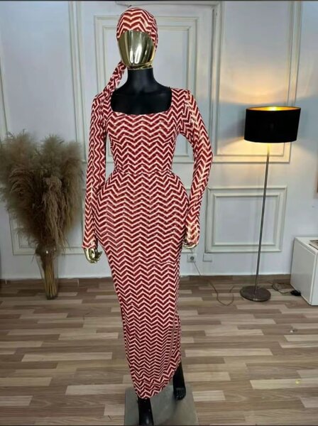 Robe moulante