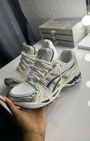 Chaussures Asics