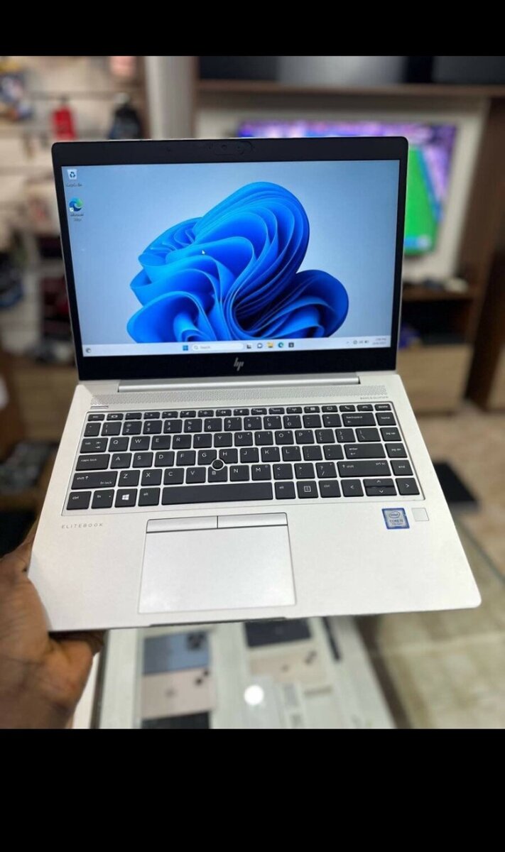 Laptop