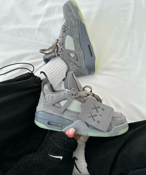 AIR JORDAN 4 XX