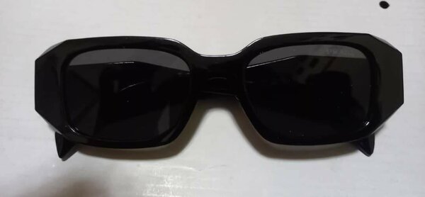 LUNETTES DE SOLEIL