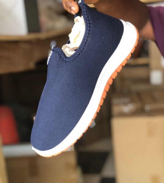 Quality men full shoe