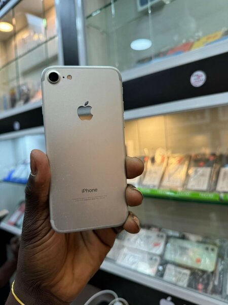 iPhone 7