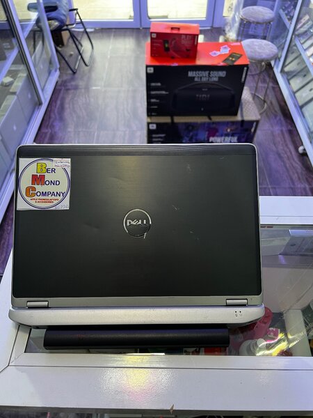 Dell latitude E6220