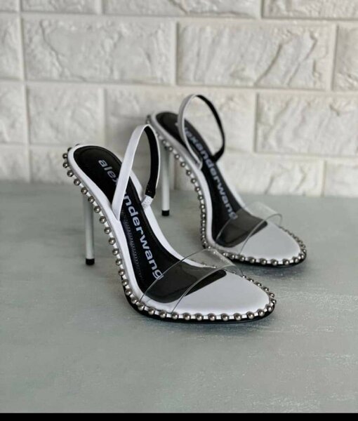 Quality heel
