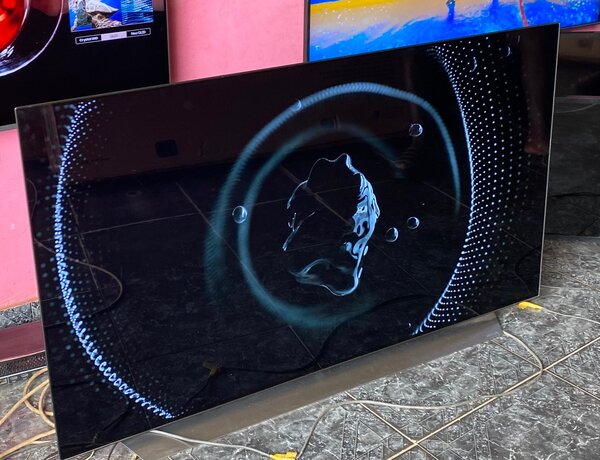 LG OLED C1
