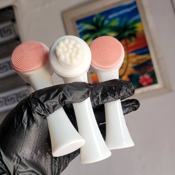 Brosse nettoyante de visage
