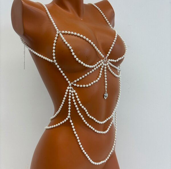 Pearl body