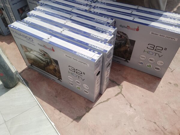 V POWER NASCO 32 TV