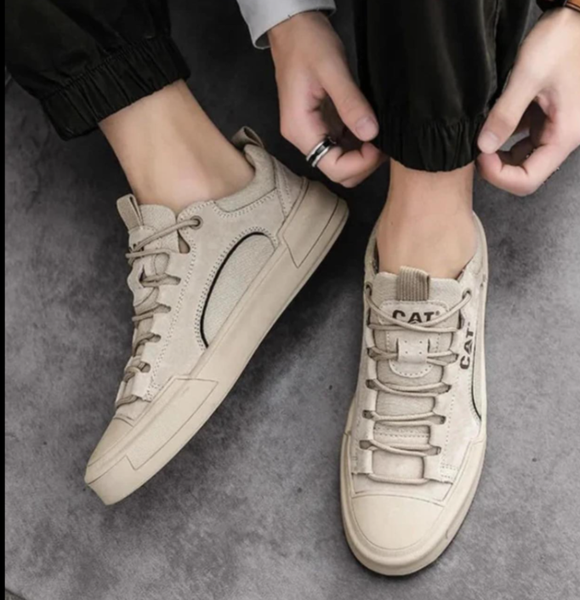 CATS SNEAKERS