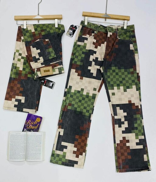 Baggy jeans