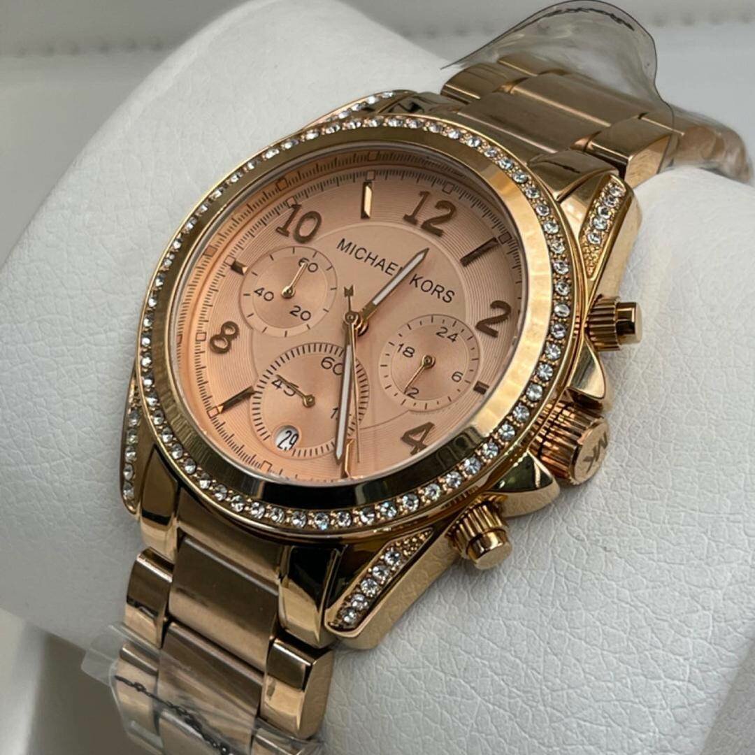 MONTRE FEMME LUXE