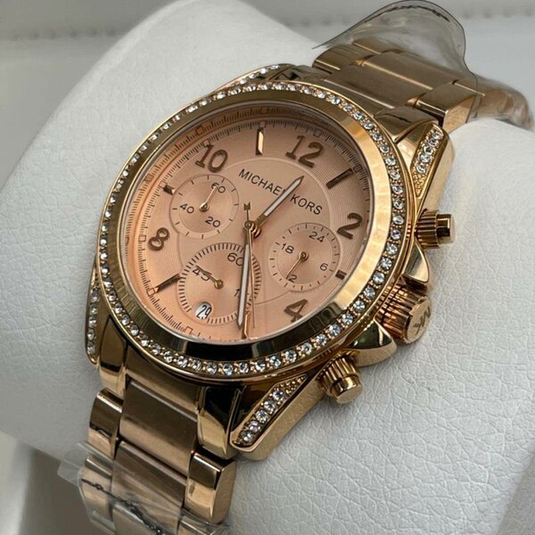 MONTRE FEMME LUXE