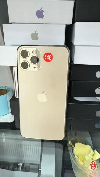 iPhone 11 Pro 64g sans id