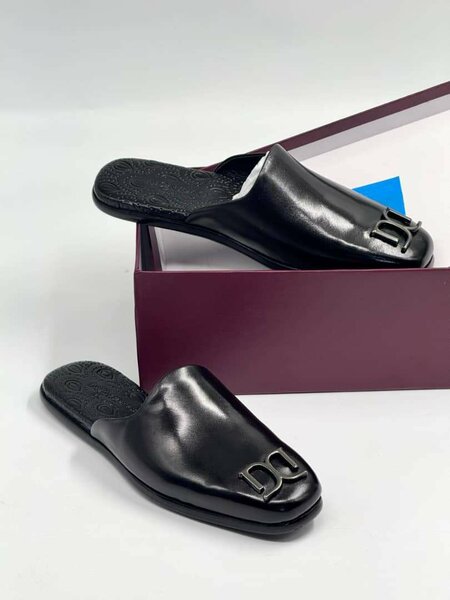 Half Shoe (Black)